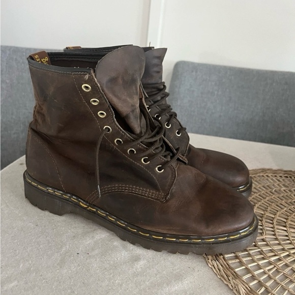 Vintage DR MARTENS BROWN BOOTS MADE IN ENGLAND RARE Men’s SIZE 12 Stamped - Picture 1 of 12